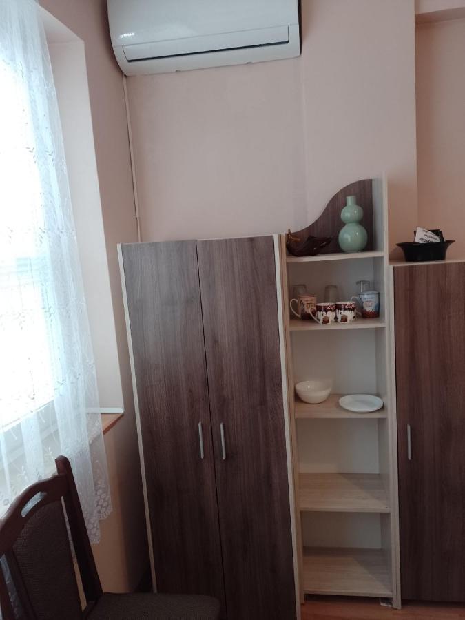 Top Center Apartment And Rooms Varna Luaran gambar