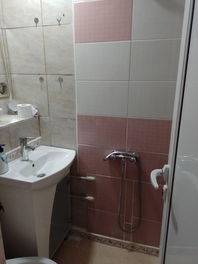 Top Center Apartment And Rooms Varna Luaran gambar