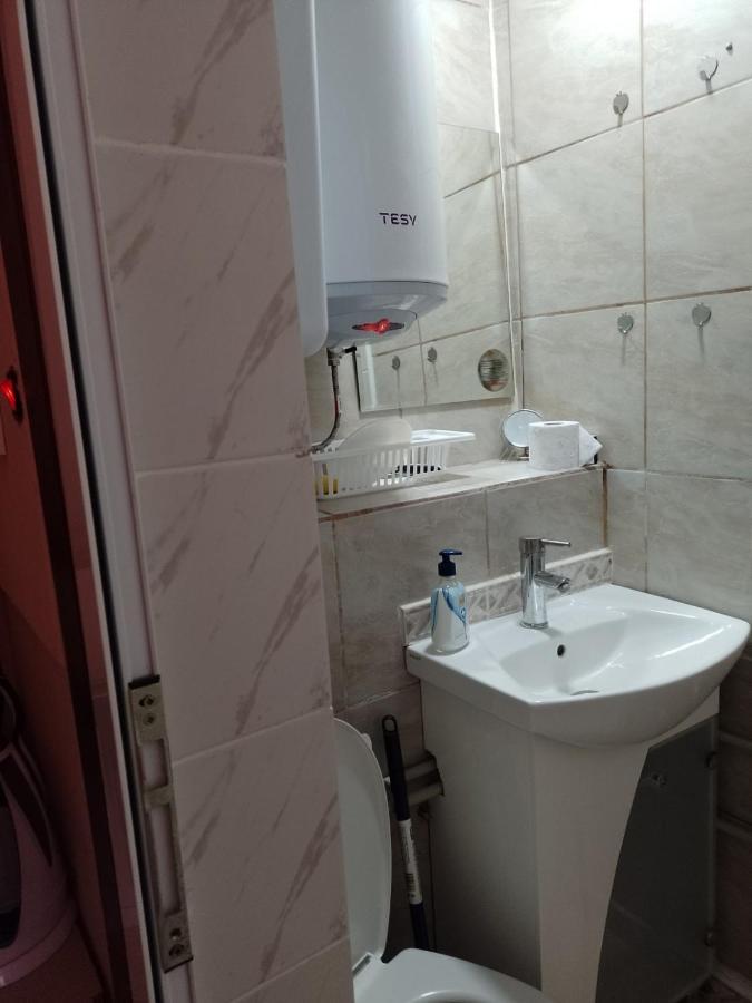 Top Center Apartment And Rooms Varna Luaran gambar